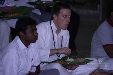 Nithyananda-Annalaya-2013-01-01-1Tdv-xC2sXpxDiUy WYJW3JqkyCiiP8nC.jpg