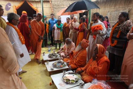 Nithyananda-Annalaya-2013-01-01-1Wyu-P3rLpQ5IYTmTiR-uehjXPs jYJQS.jpg