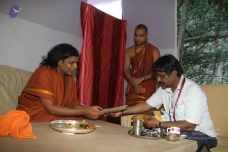 Nithyananda-Annalaya-2013-01-01-1ekqDn7xe 5CPXaxWFH5Z3cBjyuMlnb3t.jpg