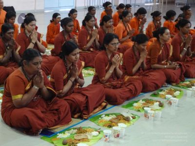 Nithyananda-Annalaya-2013-01-01-1iCJy-xzWxGCyVoUyW18jvAKj 7nU50zq.jpg