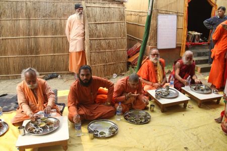 Nithyananda-Annalaya-2013-01-01-1iqs2P c8rKp8cKHSfUc8Nl-hOwGGmyU3.jpg