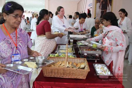 Nithyananda-Annalaya-2013-01-01-1kJFH9OADpwEoy1k1nPfnQ74 E1OpJ6j.jpg