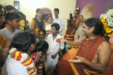 Nithyananda-Annalaya-2014-01-01-1db2rEnC7O33CZQSUApHnMw4d3xH4 OJk.jpg