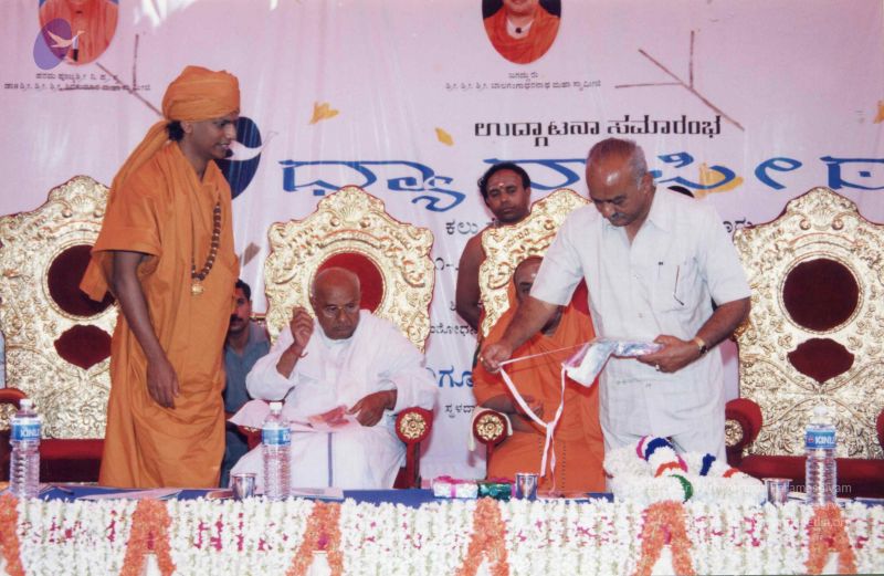 File:PA-107 017 CMP WM.jpg