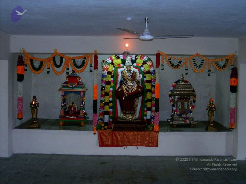 File:SRIPURAM mednhall 1 CMP WM.jpg