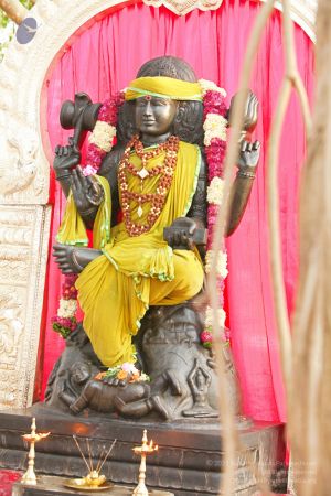 Swamiji-Temple-Visit-IMG 0779.jpg