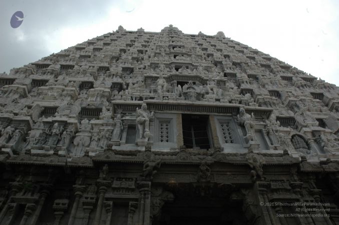 Temple Arunachaleshwara Temple Tower Ammani Amman Tiruvannamalai 4Nov2006 4-14.jpg