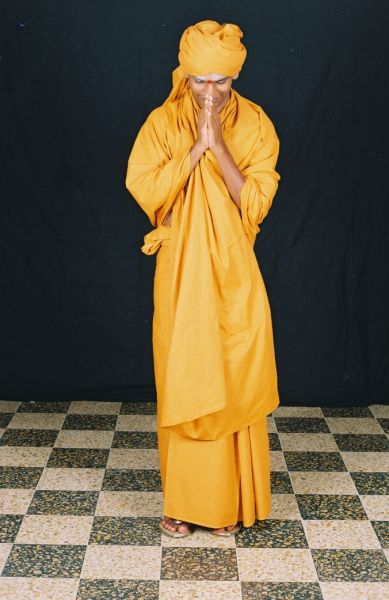 File:Temple F1090018-18.jpg