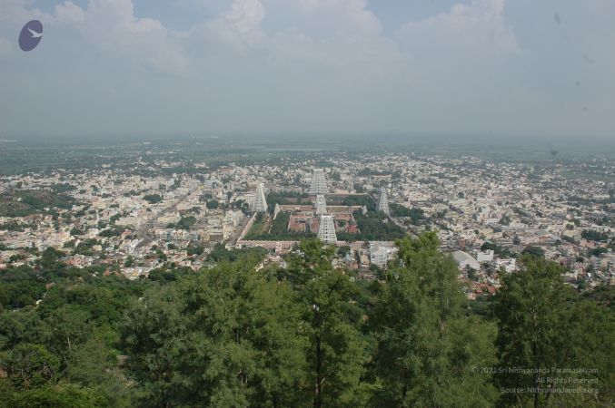 Temple Tirvannamalai Township 5Nov2006 11-27.jpg