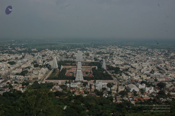 Temple Tirvannamalai Township 5Nov2006 29-45.jpg