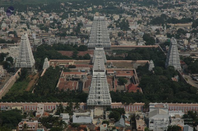Temple Tirvannamalai Township 5Nov2006 30-46.jpg