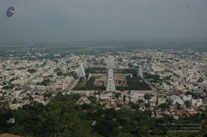 Temple Tirvannamalai Township 5Nov2006 31-47.jpg