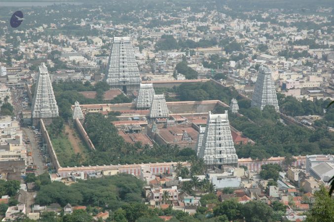Temple Tirvannamalai Township 5Nov2006 4-20.jpg