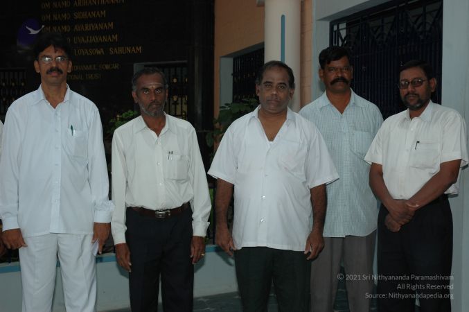 VDSJAINSCHOOL VDS Jain School Tiruvannamalai 4Nov2006 Teachers 4-31.jpg